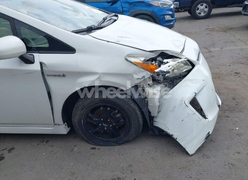 Photo 6 of 2013 Toyota Prius TWO (VIN JTDKN3DU6D5594644)