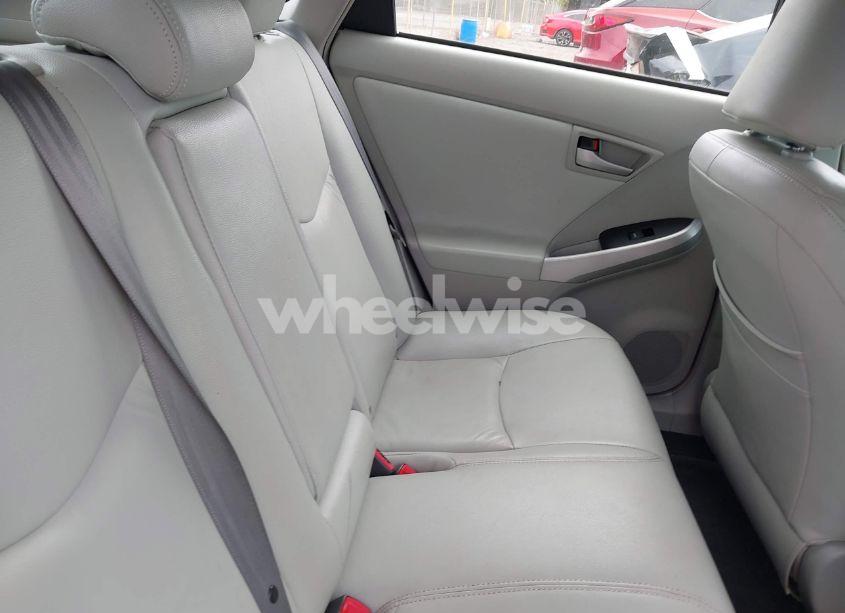 Photo 8 of 2013 Toyota Prius TWO (VIN JTDKN3DU6D5645771)