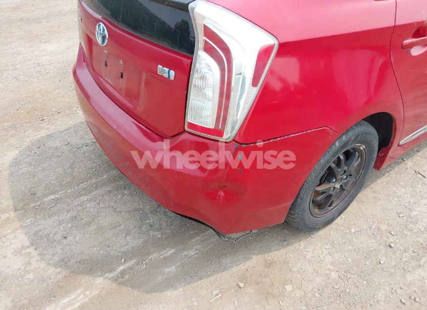 Photo 6 of 2014 Toyota Prius (VIN JTDKN3DU6E1738458)