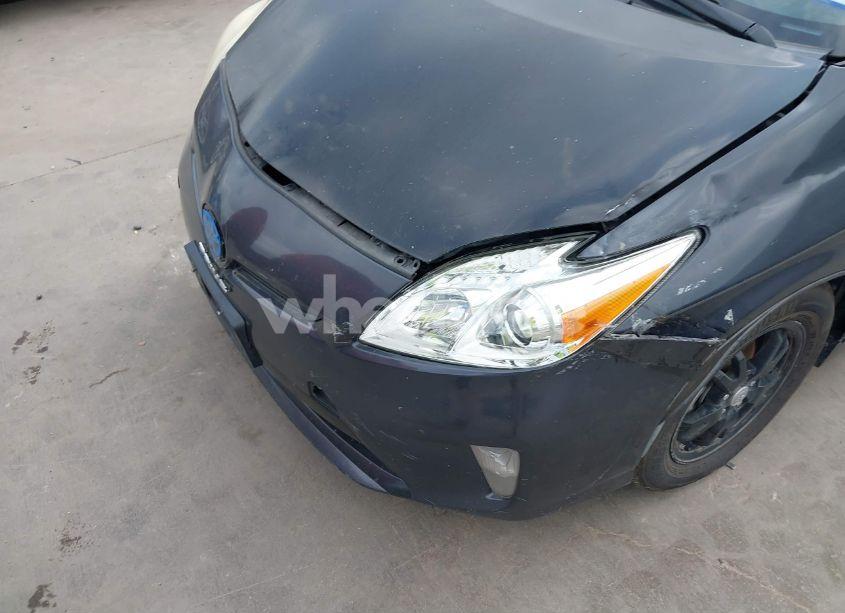 Photo 18 of 2014 Toyota Prius FOUR (VIN JTDKN3DU6E1747077)