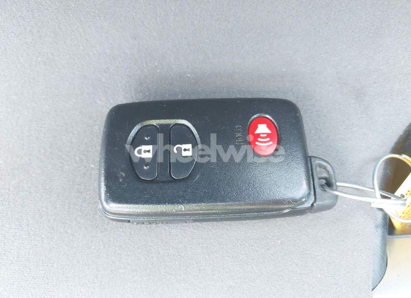 Photo 11 of 2014 Toyota Prius TWO (VIN JTDKN3DU6E1775221)