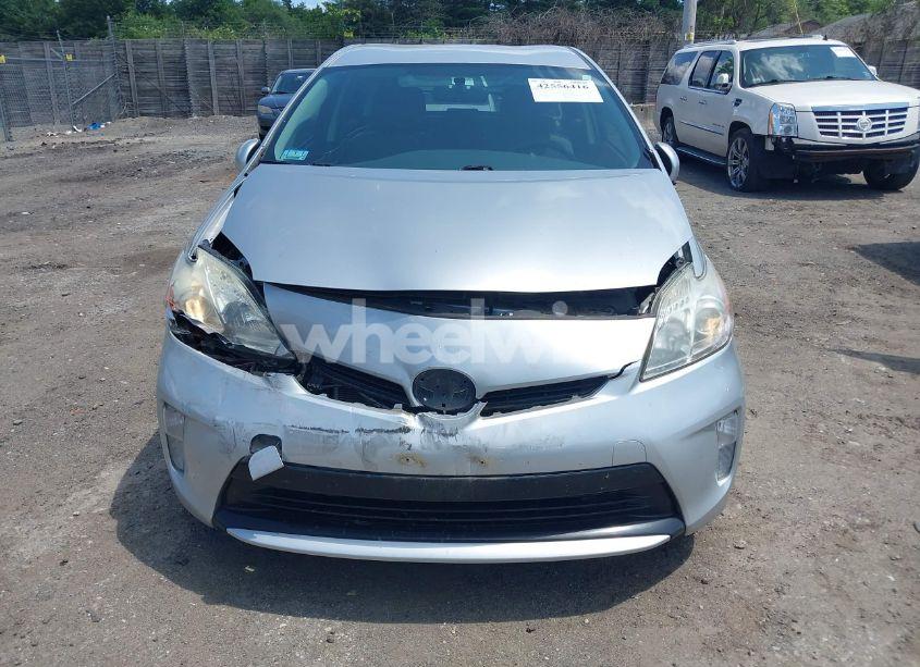 Photo 12 of 2014 Toyota Prius TWO (VIN JTDKN3DU6E1775221)