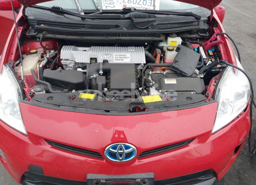 Photo 10 of 2014 Toyota Prius THREE (VIN JTDKN3DU6E1776448)
