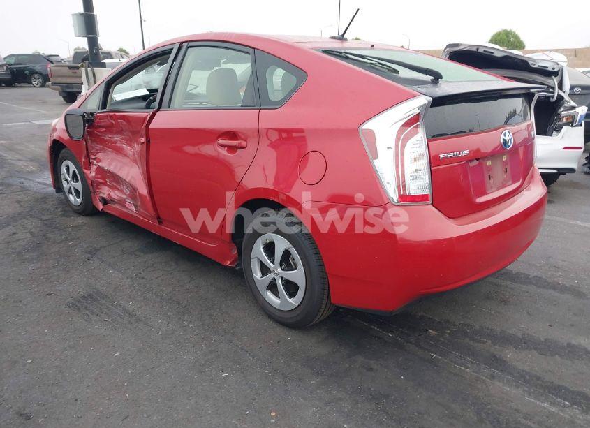 Photo 3 of 2014 Toyota Prius THREE (VIN JTDKN3DU6E1776448)