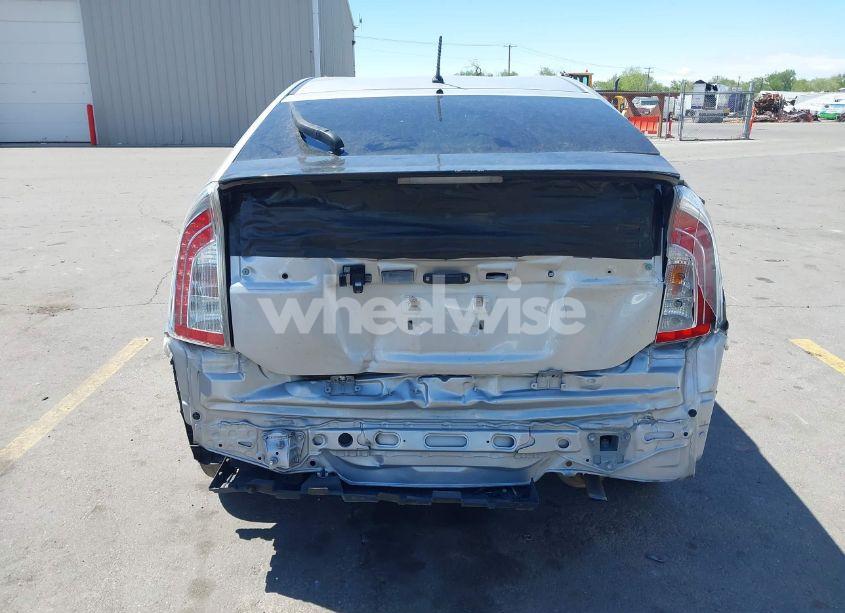 Photo 16 of 2015 Toyota Prius TWO (VIN JTDKN3DU6F0477579)