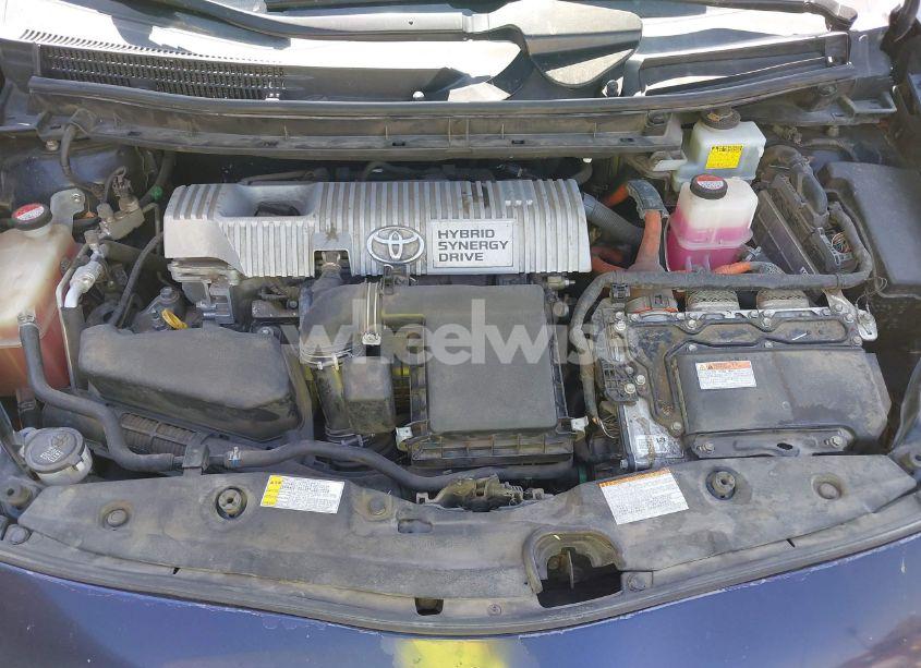 Photo 10 of 2015 Toyota Prius THREE (VIN JTDKN3DU6F0480644)