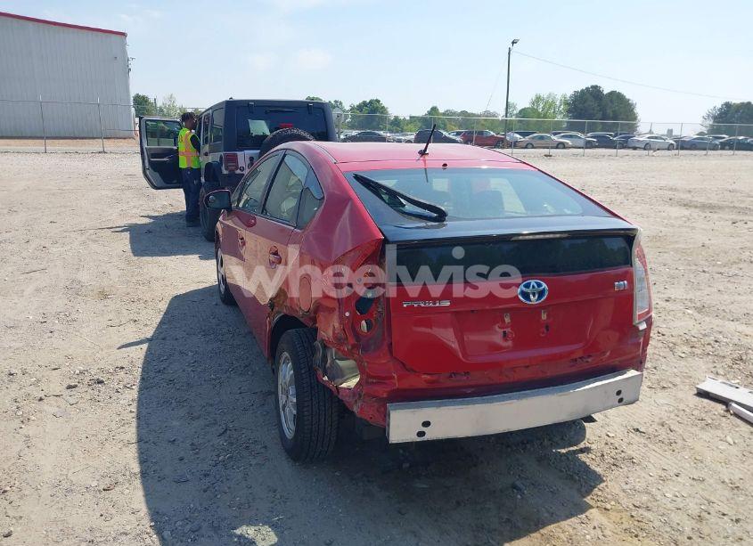 Photo 6 of 2015 Toyota Prius TWO (VIN JTDKN3DU6F1883985)