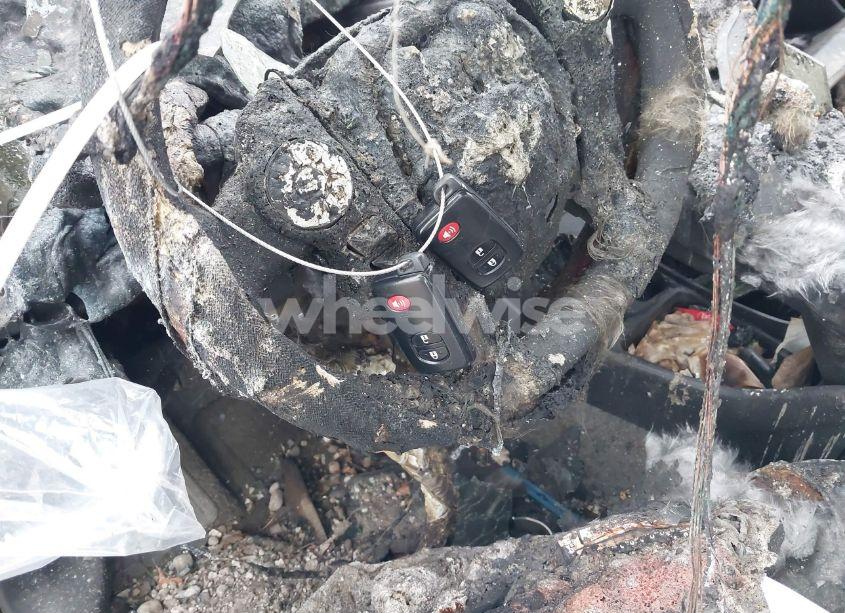 Photo 11 of 2015 Toyota Prius THREE (VIN JTDKN3DU6F1892475)