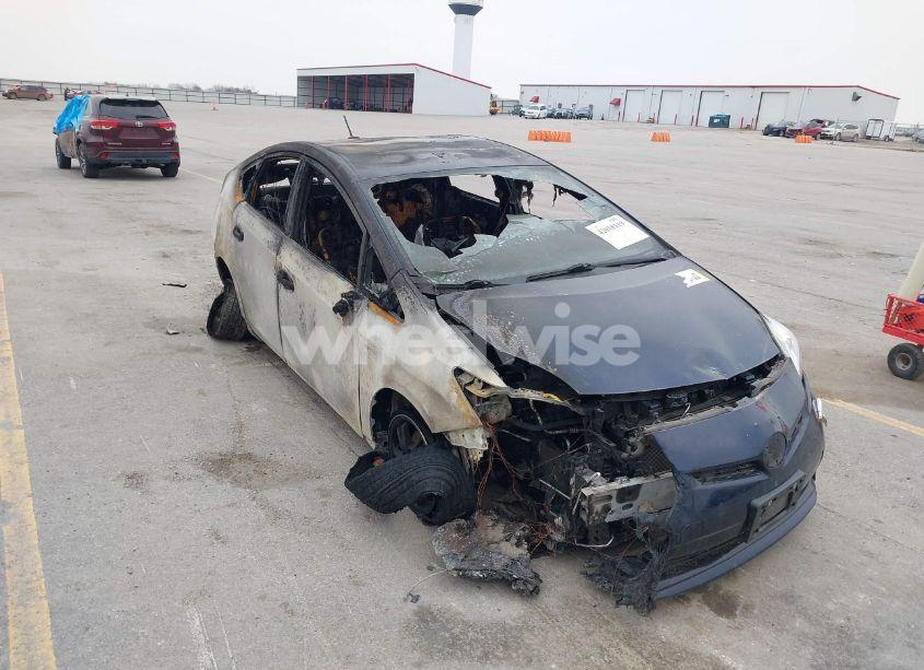 Photo 12 of 2015 Toyota Prius THREE (VIN JTDKN3DU6F1892475)