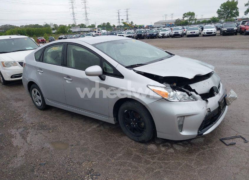 2015 Toyota Prius FIVE/FOUR/PERSONA SERIES SPECIAL EDITION/THREE/TWO (VIN JTDKN3DU6F1917374) main photo