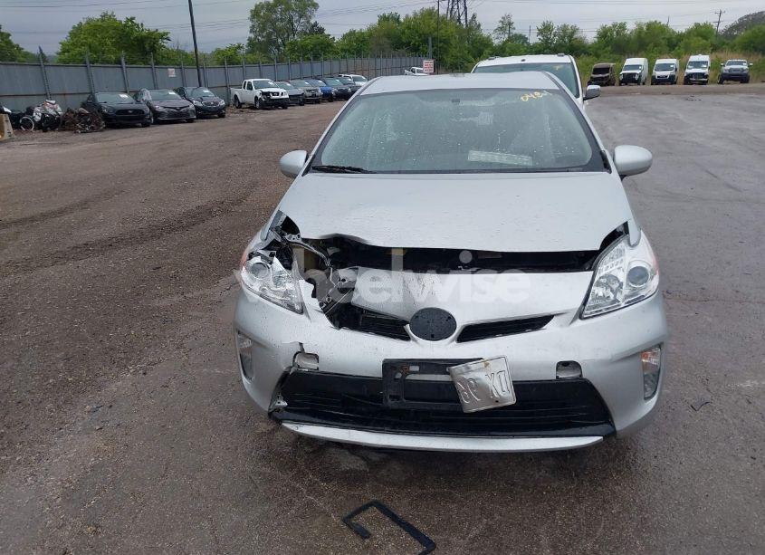 Photo 12 of 2015 Toyota Prius FIVE/FOUR/PERSONA SERIES SPECIAL EDITION/THREE/TWO (VIN JTDKN3DU6F1917374)