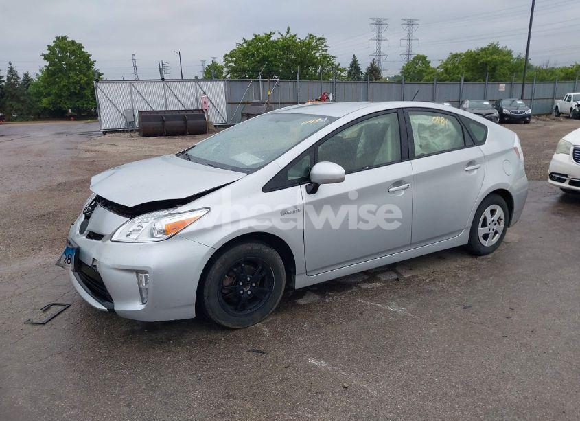 Photo 2 of 2015 Toyota Prius FIVE/FOUR/PERSONA SERIES SPECIAL EDITION/THREE/TWO (VIN JTDKN3DU6F1917374)