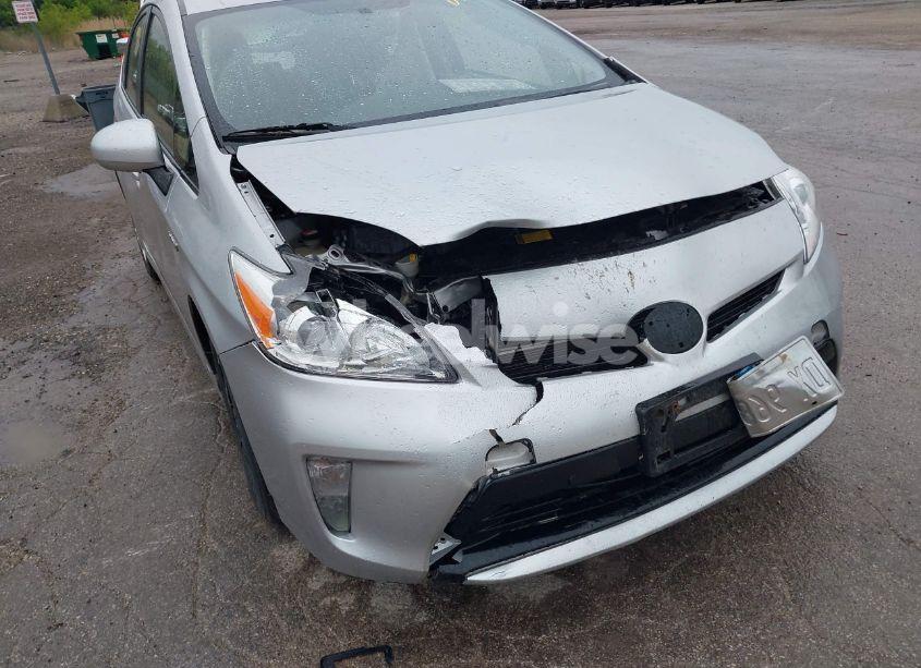 Photo 6 of 2015 Toyota Prius FIVE/FOUR/PERSONA SERIES SPECIAL EDITION/THREE/TWO (VIN JTDKN3DU6F1917374)