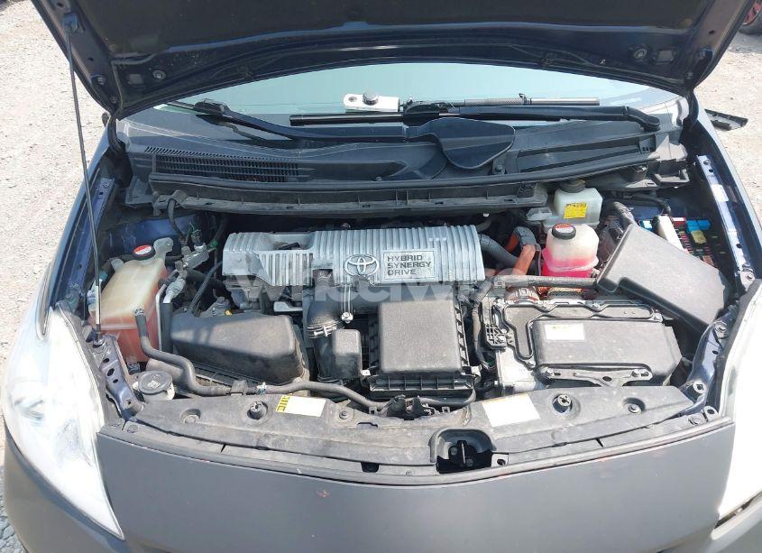 Photo 10 of 2015 Toyota Prius TWO (VIN JTDKN3DU6F1947507)