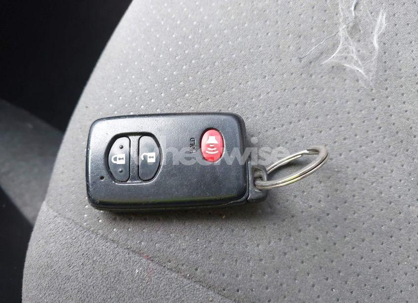 Photo 11 of 2015 Toyota Prius TWO (VIN JTDKN3DU6F1947507)