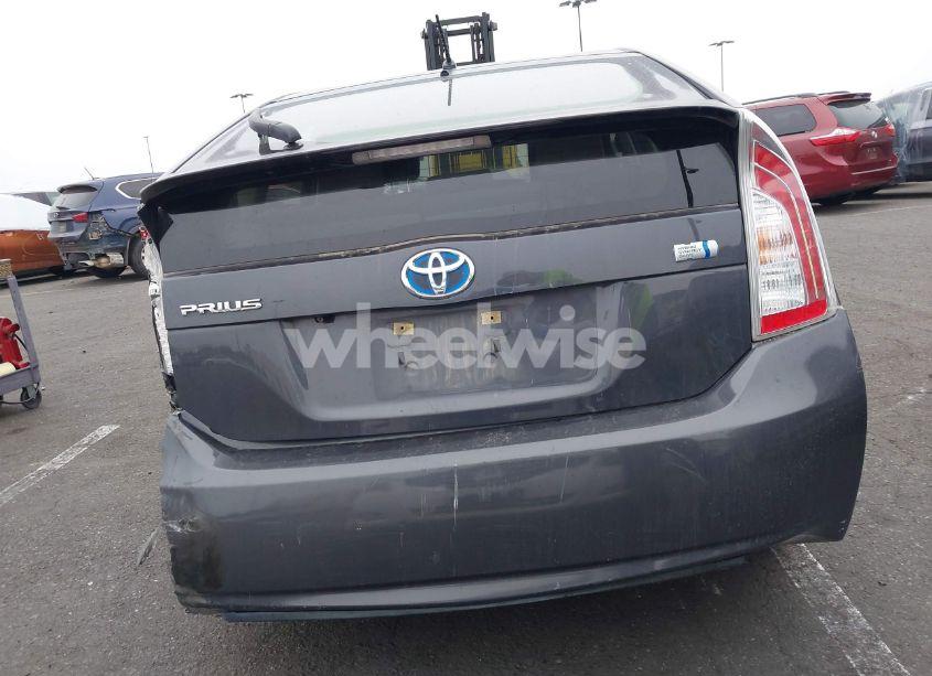 Photo 16 of 2015 Toyota Prius TWO (VIN JTDKN3DU6F1977249)