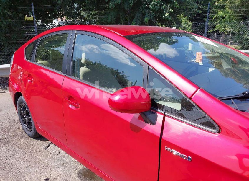 Photo 13 of 2015 Toyota Prius TWO (VIN JTDKN3DU6F1982208)