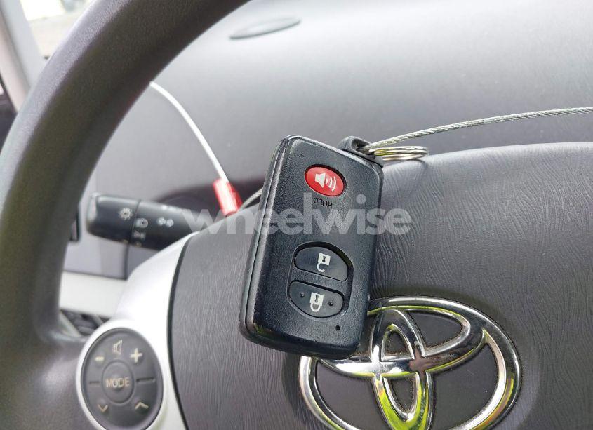 Photo 11 of 2010 Toyota Prius III (VIN JTDKN3DU7A0035046)