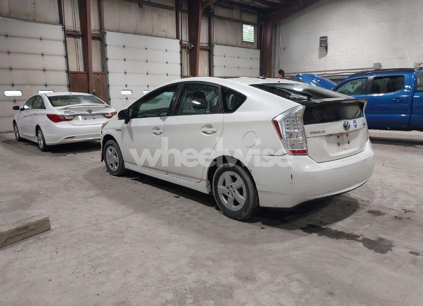 Photo 3 of 2010 Toyota Prius I/II/III/IV/V (VIN JTDKN3DU7A0042627)