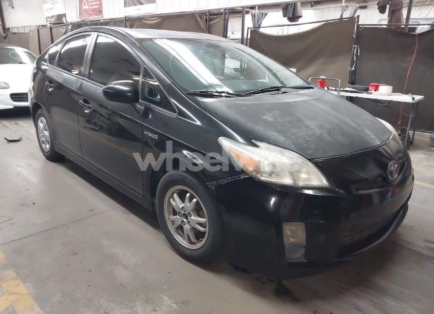 2010 Toyota Prius III (VIN JTDKN3DU7A0054180) main photo