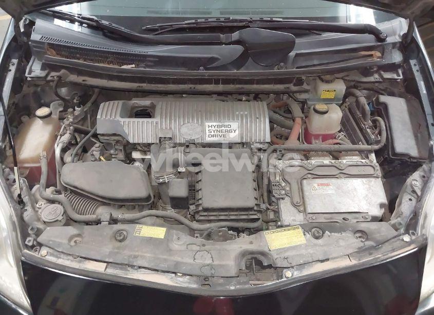 Photo 10 of 2010 Toyota Prius III (VIN JTDKN3DU7A0054180)