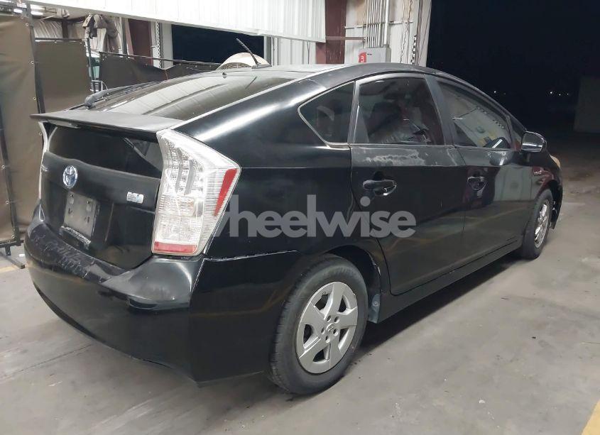 Photo 4 of 2010 Toyota Prius III (VIN JTDKN3DU7A0054180)