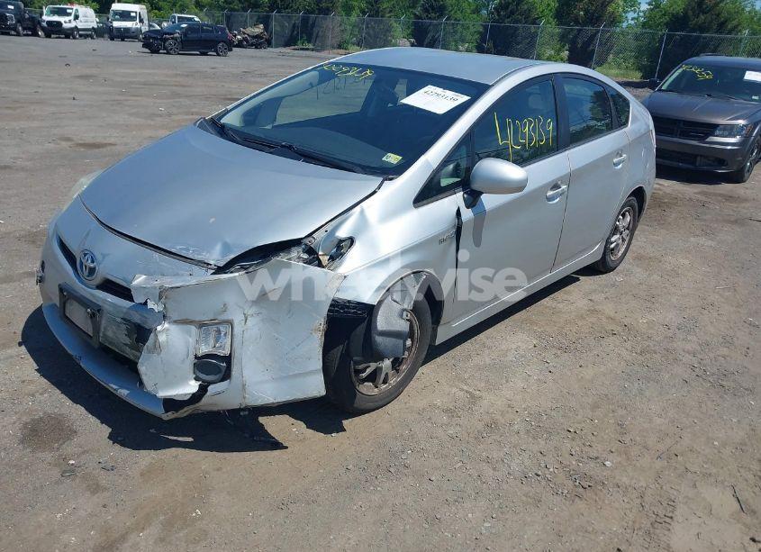 Photo 2 of 2010 Toyota Prius II (VIN JTDKN3DU7A0061131)