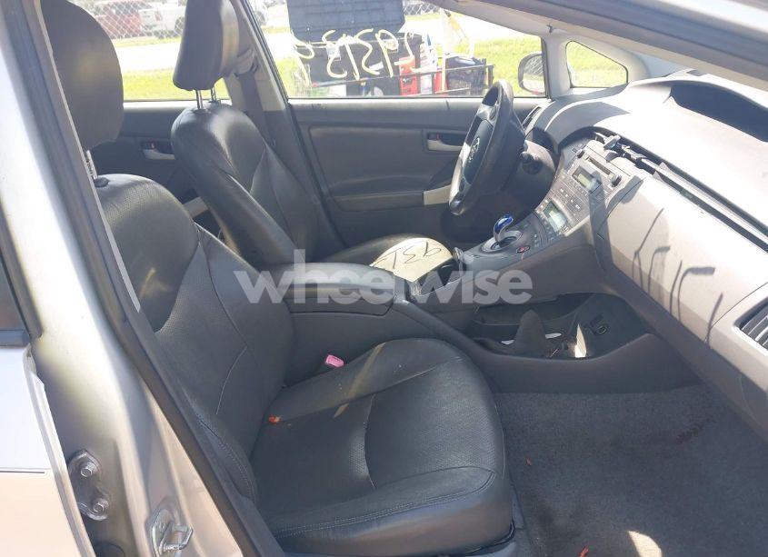 Photo 5 of 2010 Toyota Prius II (VIN JTDKN3DU7A0061131)