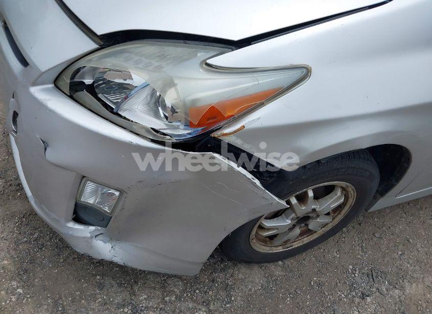 Photo 15 of 2010 Toyota Prius III (VIN JTDKN3DU7A0122705)