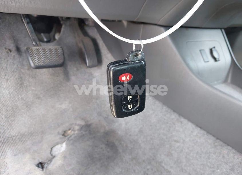 Photo 11 of 2010 Toyota Prius I/II/III/IV/V (VIN JTDKN3DU7A0181026)