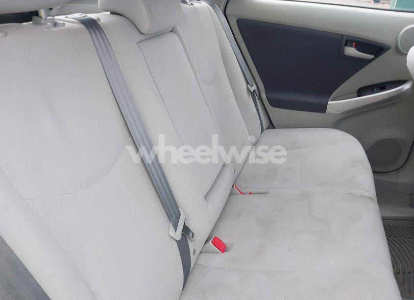 Photo 8 of 2010 Toyota Prius III (VIN JTDKN3DU7A0201601)