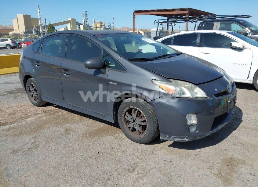 2010 Toyota Prius II (VIN JTDKN3DU7A0203736) main photo