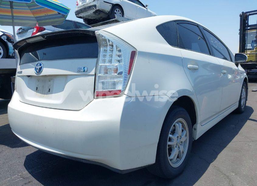 Photo 4 of 2010 Toyota Prius IV (VIN JTDKN3DU7A0206653)
