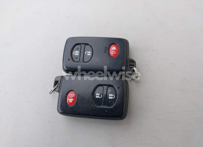 Photo 11 of 2010 Toyota Prius III (VIN JTDKN3DU7A0212937)
