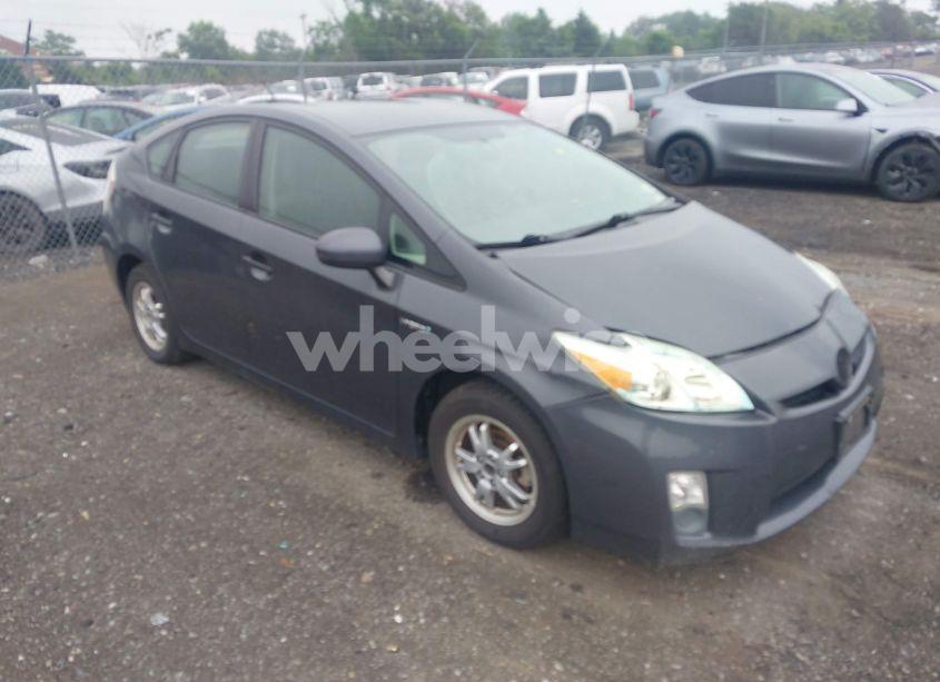 2010 Toyota Prius II (VIN JTDKN3DU7A5063500) main photo