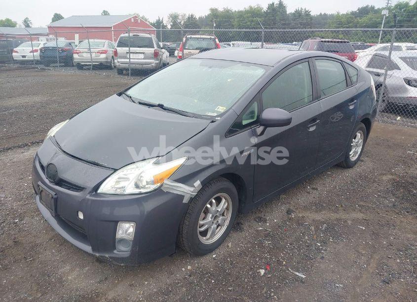 Photo 2 of 2010 Toyota Prius II (VIN JTDKN3DU7A5063500)