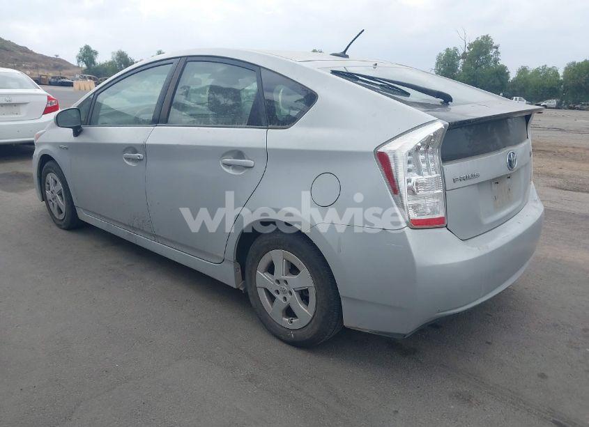 Photo 3 of 2010 Toyota Prius II (VIN JTDKN3DU7A5177691)