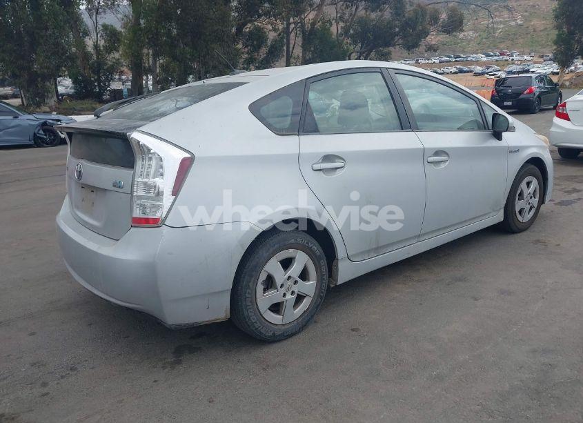 Photo 4 of 2010 Toyota Prius II (VIN JTDKN3DU7A5177691)