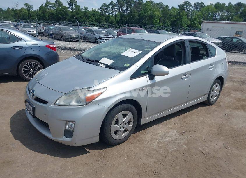 Photo 2 of 2011 Toyota Prius THREE (VIN JTDKN3DU7B0262951)