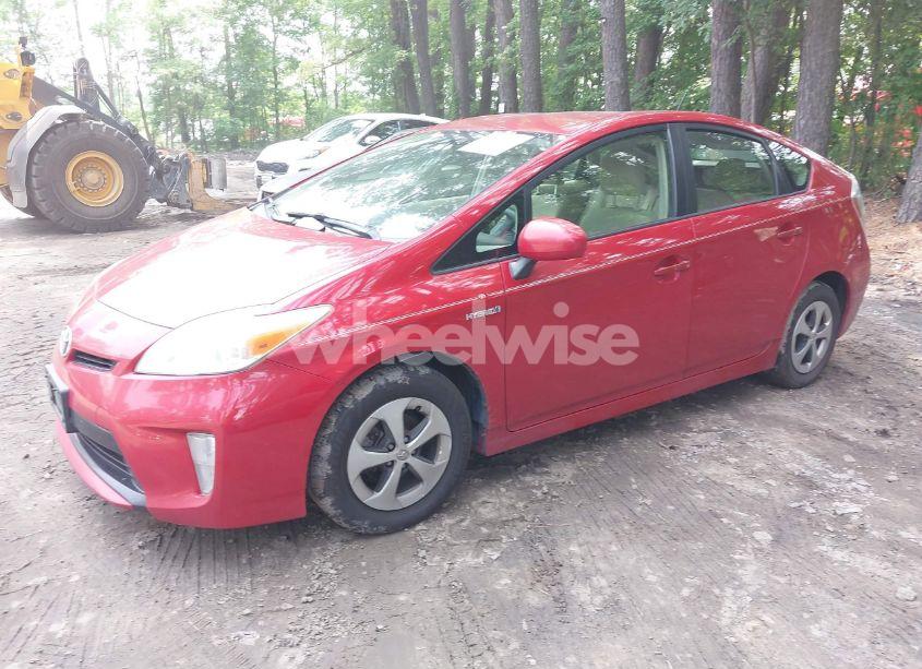 Photo 2 of 2013 Toyota Prius TWO (VIN JTDKN3DU7D0349560)