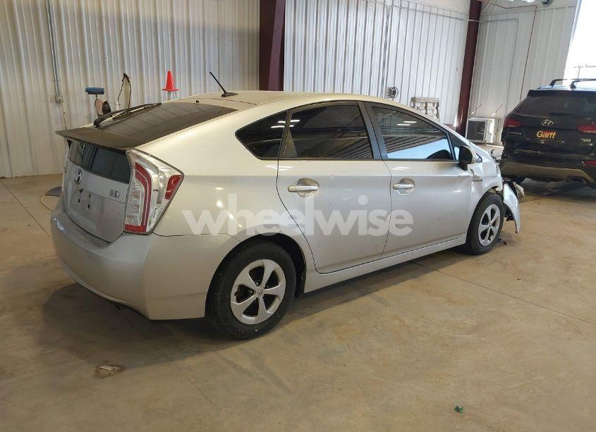 Photo 4 of 2013 Toyota Prius THREE (VIN JTDKN3DU7D1728505)