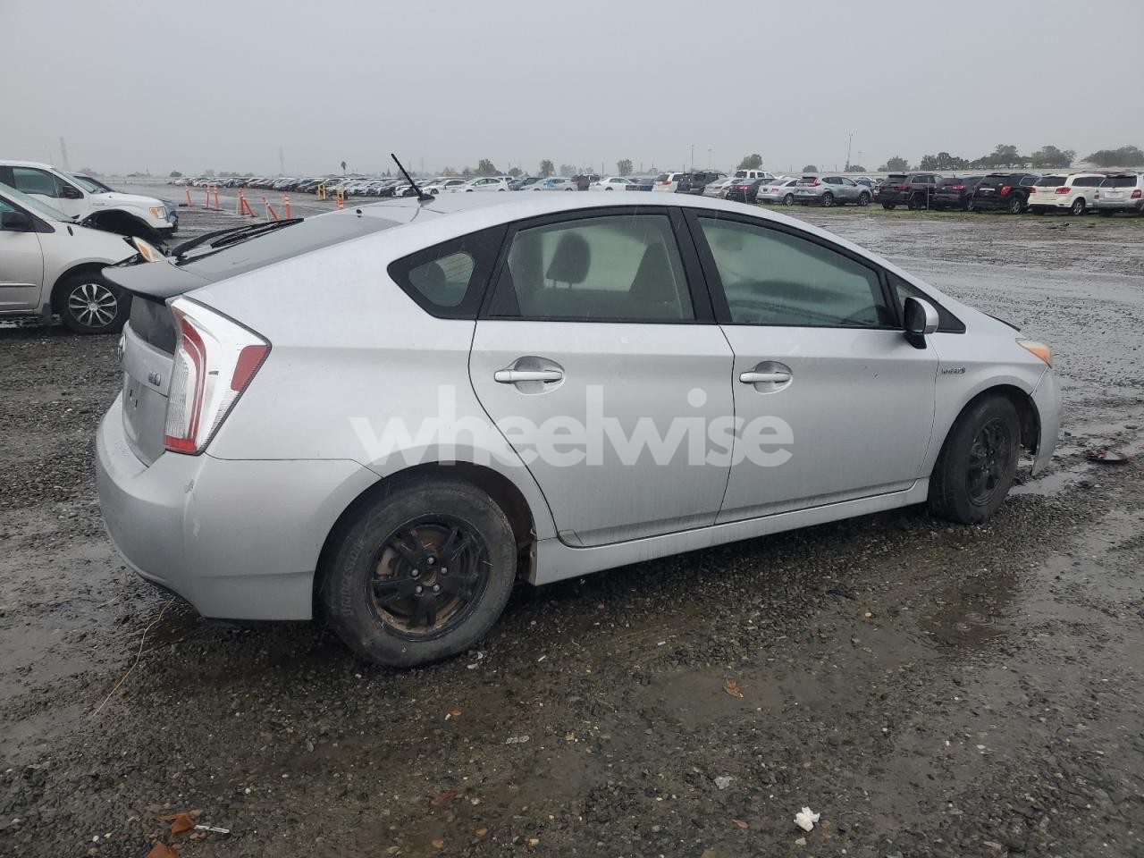 Photo 3 of 2013 TOYOTA PRIUS (VIN JTDKN3DU7D5595298)