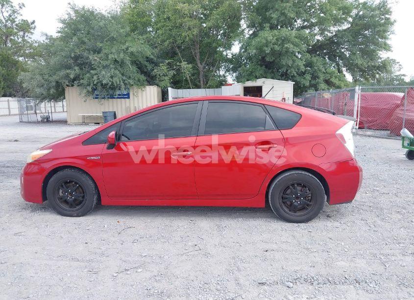 Photo 14 of 2013 Toyota Prius FIVE/FOUR/THREE/THREE SE/TWO (VIN JTDKN3DU7D5606820)