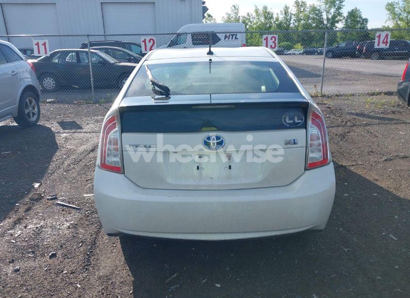 Photo 16 of 2014 Toyota Prius THREE (VIN JTDKN3DU7E0361676)