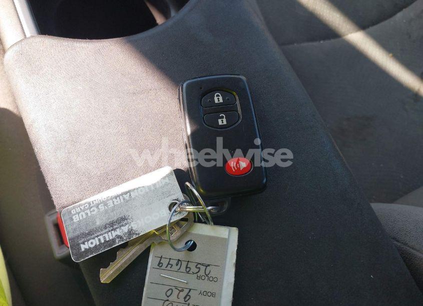 Photo 11 of 2014 Toyota Prius TWO (VIN JTDKN3DU7E0380860)