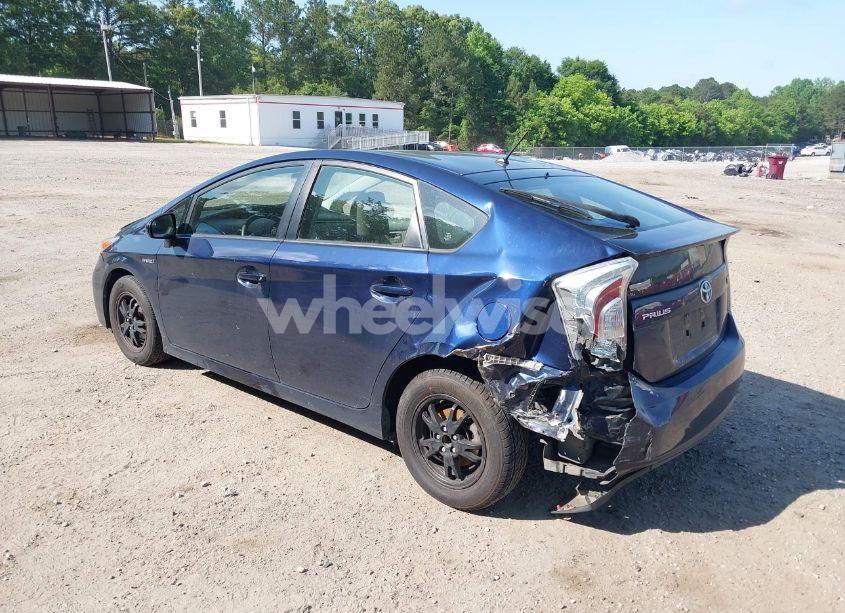 Photo 3 of 2014 Toyota Prius TWO (VIN JTDKN3DU7E0380860)