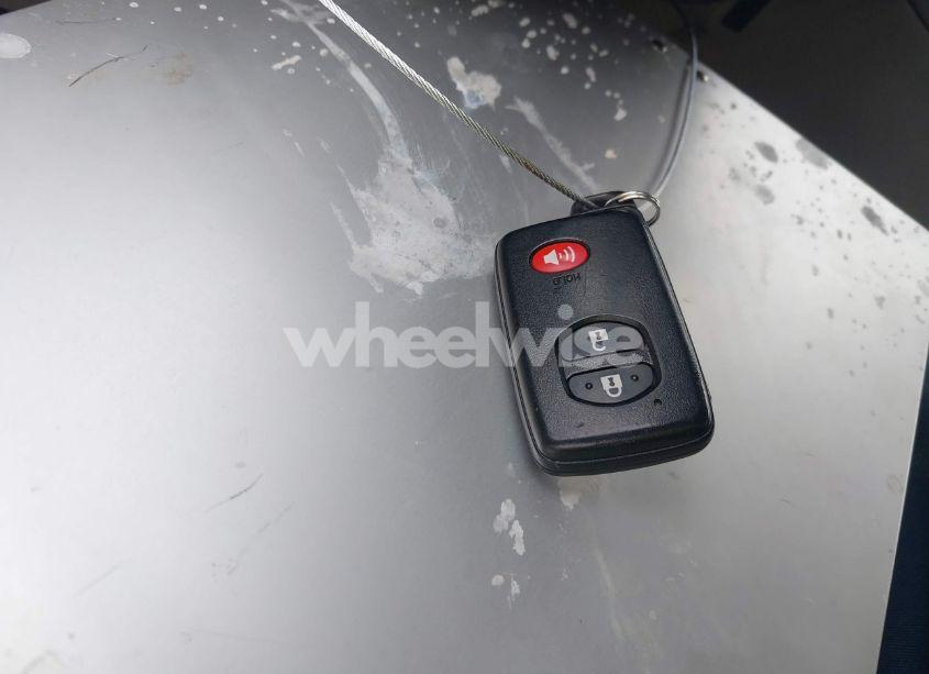 Photo 11 of 2014 Toyota Prius TWO (VIN JTDKN3DU7E0389185)