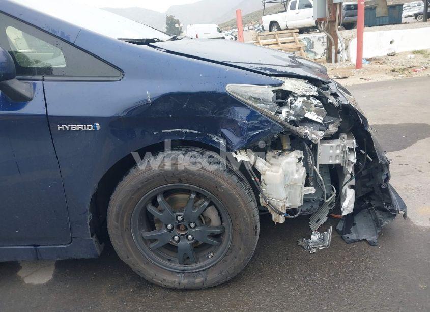 Photo 19 of 2014 Toyota Prius TWO (VIN JTDKN3DU7E0389185)