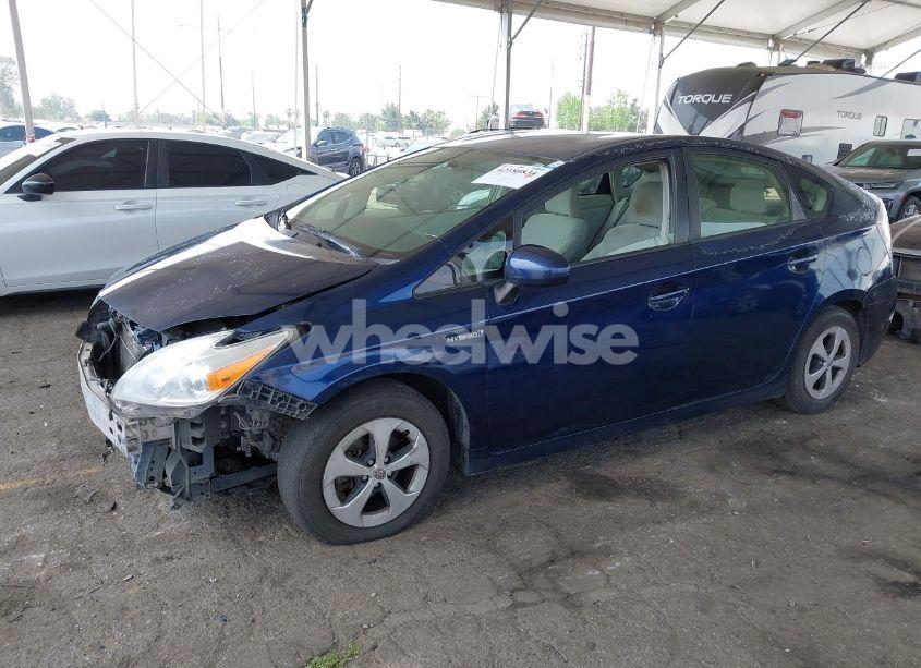 Photo 2 of 2014 Toyota Prius THREE (VIN JTDKN3DU7E1746200)