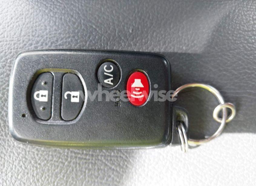 Photo 11 of 2014 Toyota Prius THREE (VIN JTDKN3DU7E1747296)